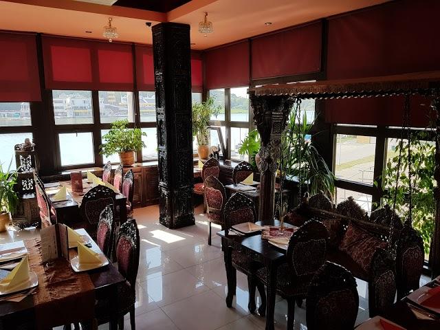 Taj-India. Restauracja indyjska